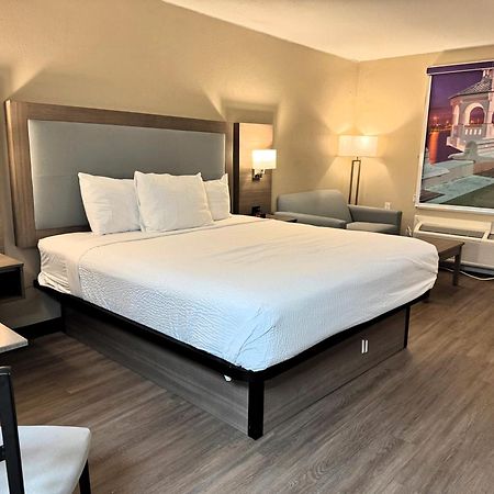 Hotel Baymont By Wyndham Corpus Christi Airport Esterno foto