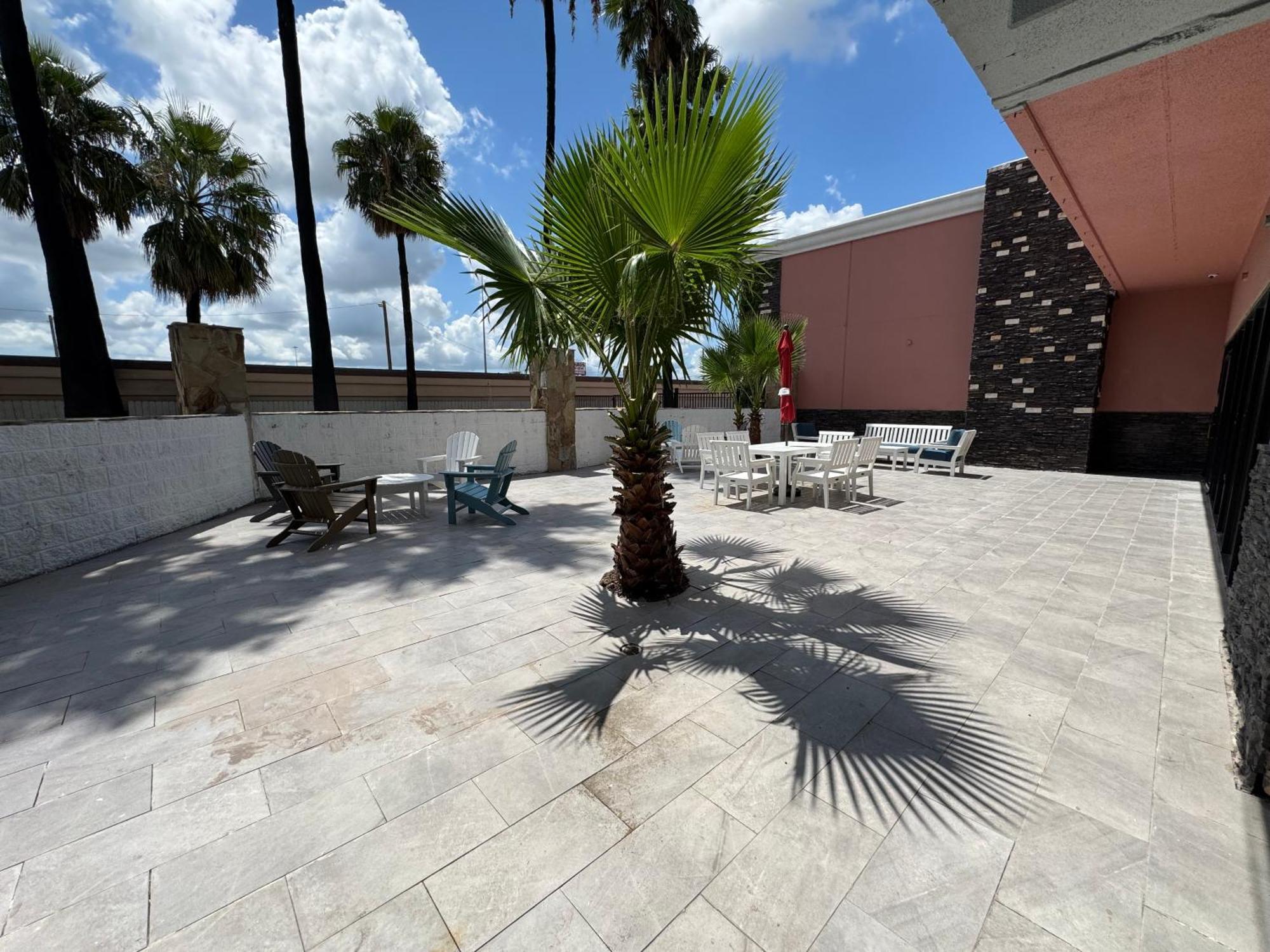 Hotel Baymont By Wyndham Corpus Christi Airport Esterno foto